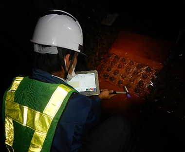 測定点及び床版ひび割れ状況